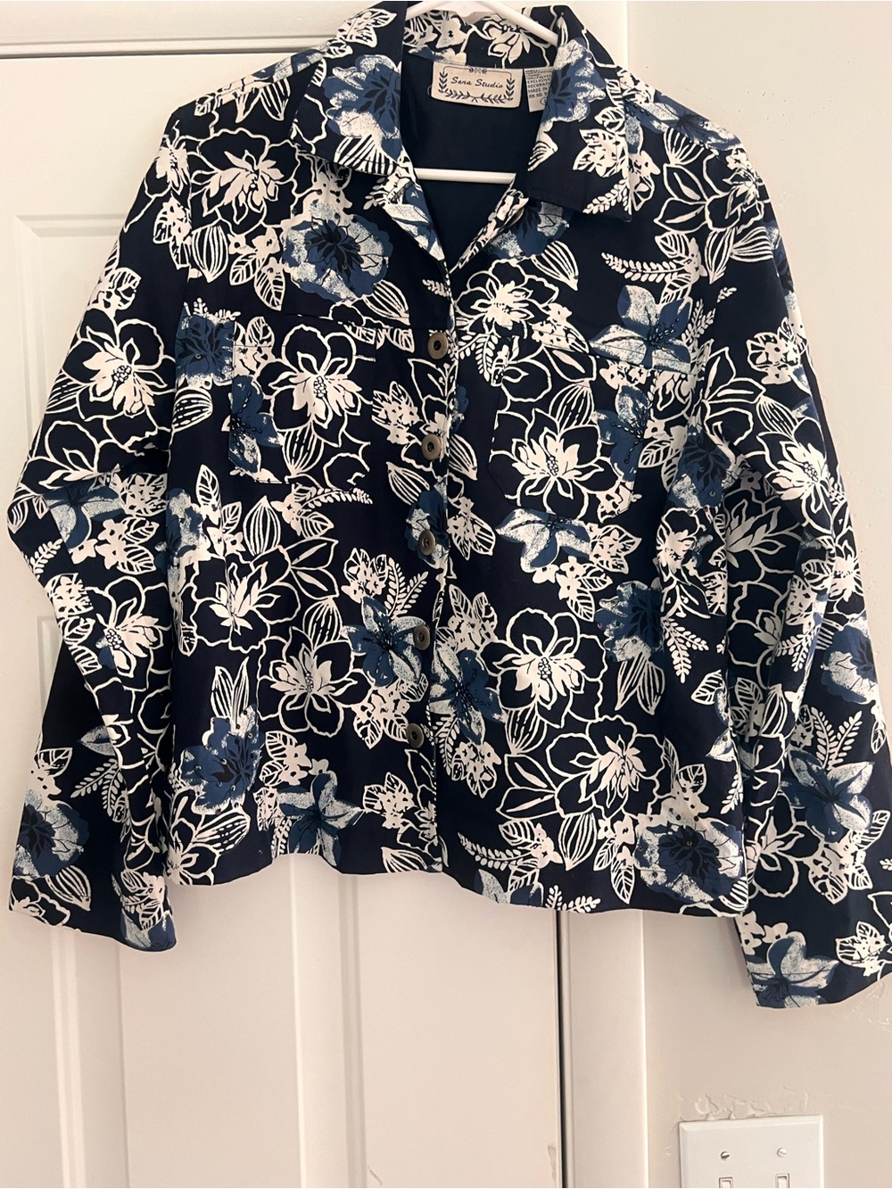 Sara Studio Blue Floral Button-Down Women's Shirt Jacket